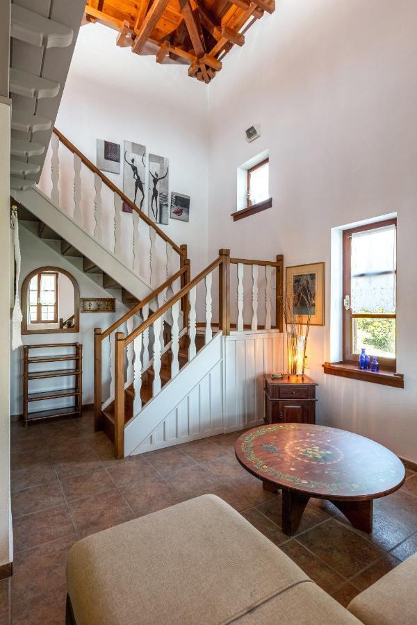 Gardenia Studios Mouresi Luaran gambar