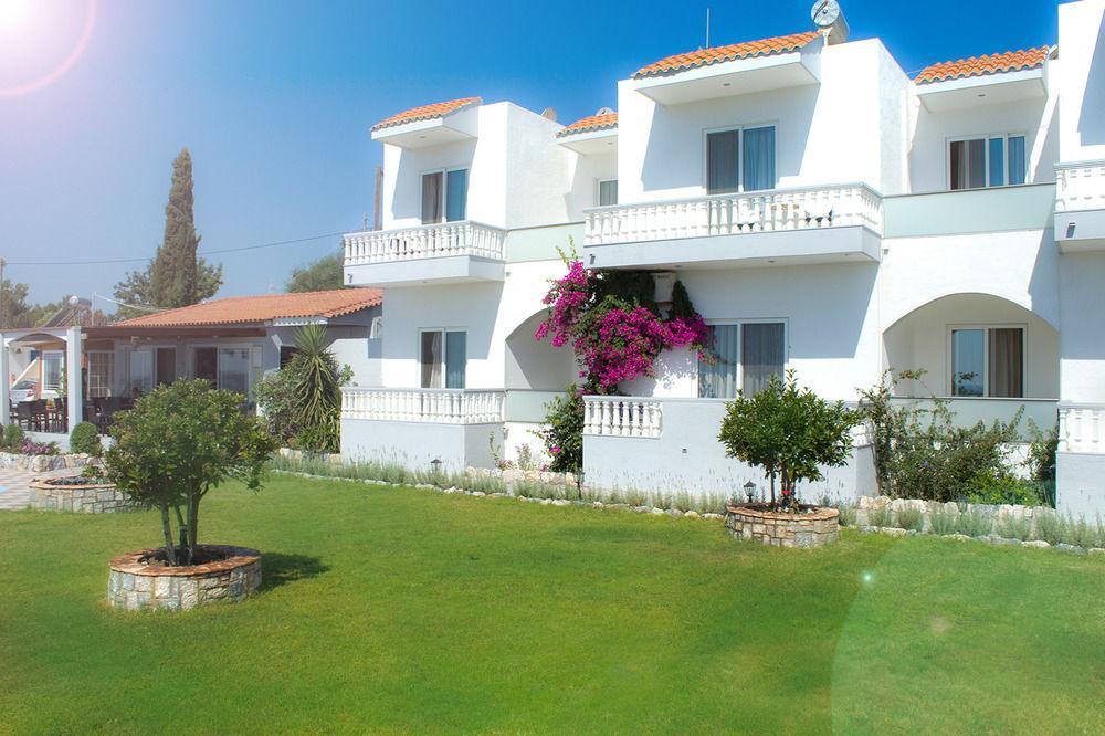 Gardenia Studios Mouresi Luaran gambar